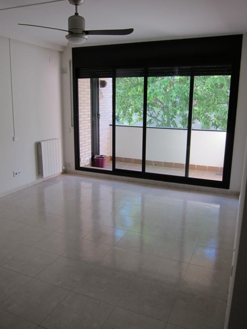 Pis de lloguer a Plaça Joan Brossa, 7, Eixample Pis de lloguer en Sabadell amb Balcó