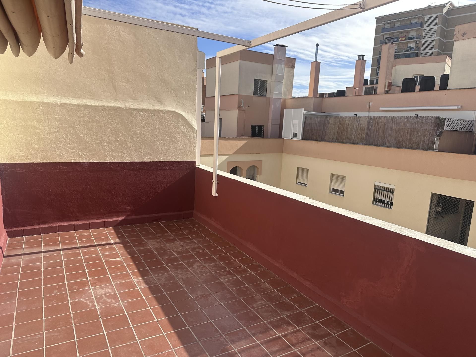 Flat to rent in Calle San Florencio, 5, La Calzada - La Florida Terrace of Flat to rent in Sevilla Capital with Air Conditioner, Heating and Terrace