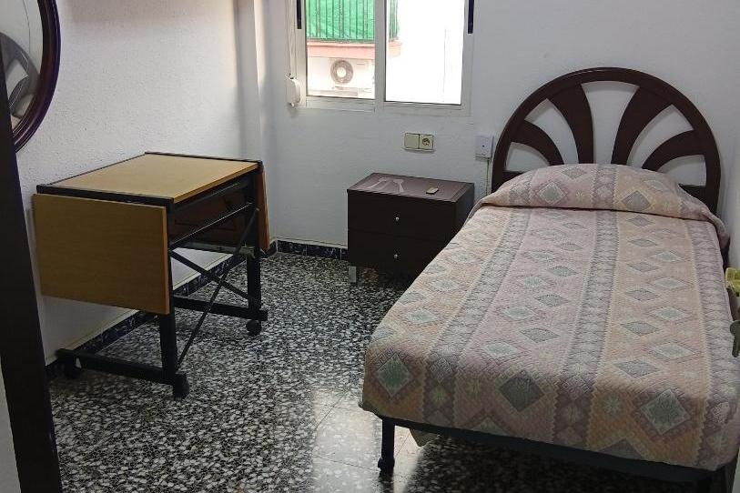 Flat to share in Carrer del Músic Fernandet Miquel, 7, L'Alcúdia, Valencia - image 1 Photo 1 of Flat to share in Carrer del Músic Fernandet Miquel, 7, L'Alcúdia, Valencia