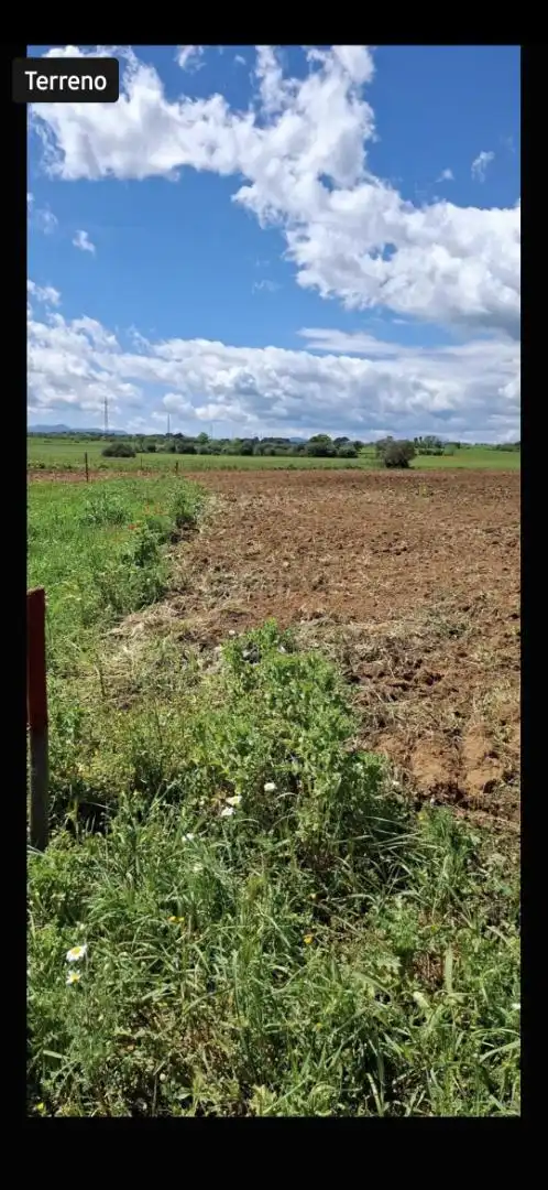 Terreno en venta en Carrer d'Olot, 17, Vilafant Terreno en venta en Vilafant