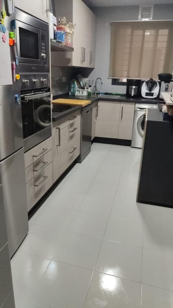 Piso en venta en Avenida de las Civilizaciones, 28, Nuevo Bulevar Cocina de Piso en venta en Mairena del Aljarafe con Aire acondicionado