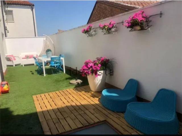 Casa adosada en Venta en Carrer Lladonosa Pujol, 49 en Alguaire