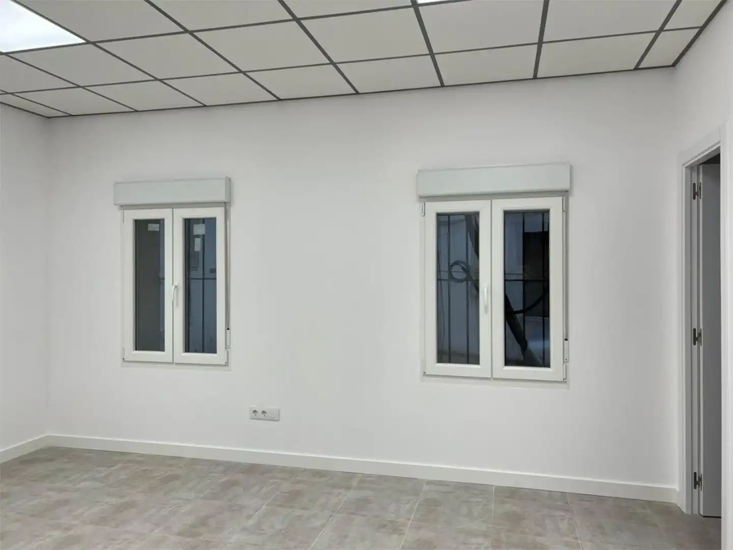 Planta baixa en venda a Calle de Jacinto Verdaguer, 13, Opañel Vista exterior de Planta baixa en venda en Madrid amb Aire condicionat