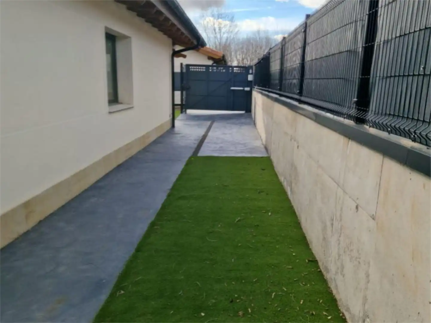Flat for sale in Calle Miguel de Cervantes, 34, Haro Terrace of Flat for sale in Haro with Heating, Private garden and Video intercom