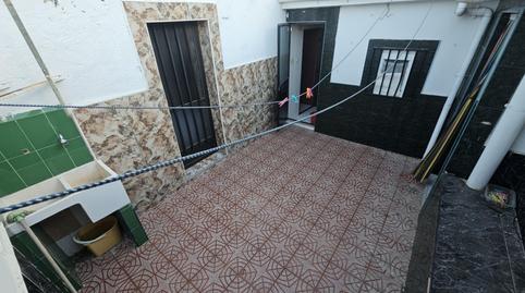 Foto 2 de Casa adosada en venda a Calle Hermana Esperanza, 14, Santa Isabel, Jaén