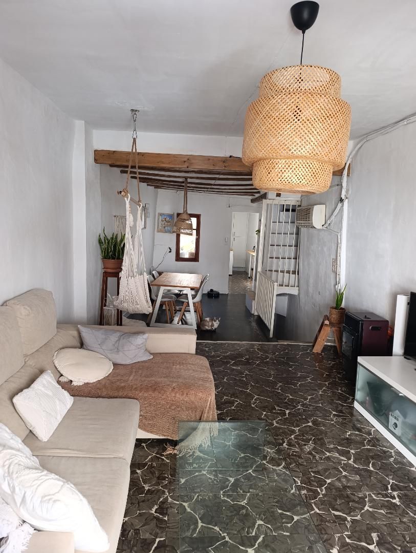 Sala de estar de Casa adosada en venta en Xàtiva con Aire acondicionado, Calefacción y Terraza