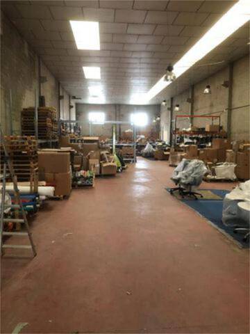 Nave industrial en Alquiler en Cadrete
