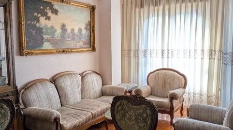 Foto 3 de Pis en venda a Calle Clarín, 2, Cangas del Narcea, Asturias