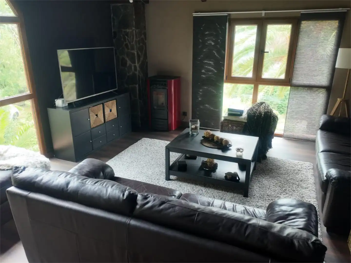 Wohnung zum Verkauf in AS-347, 84, Pravia Wohnzimmer von Wohnung zum Verkauf in Pravia mit Heizung, Privatgarten und Abstellraum