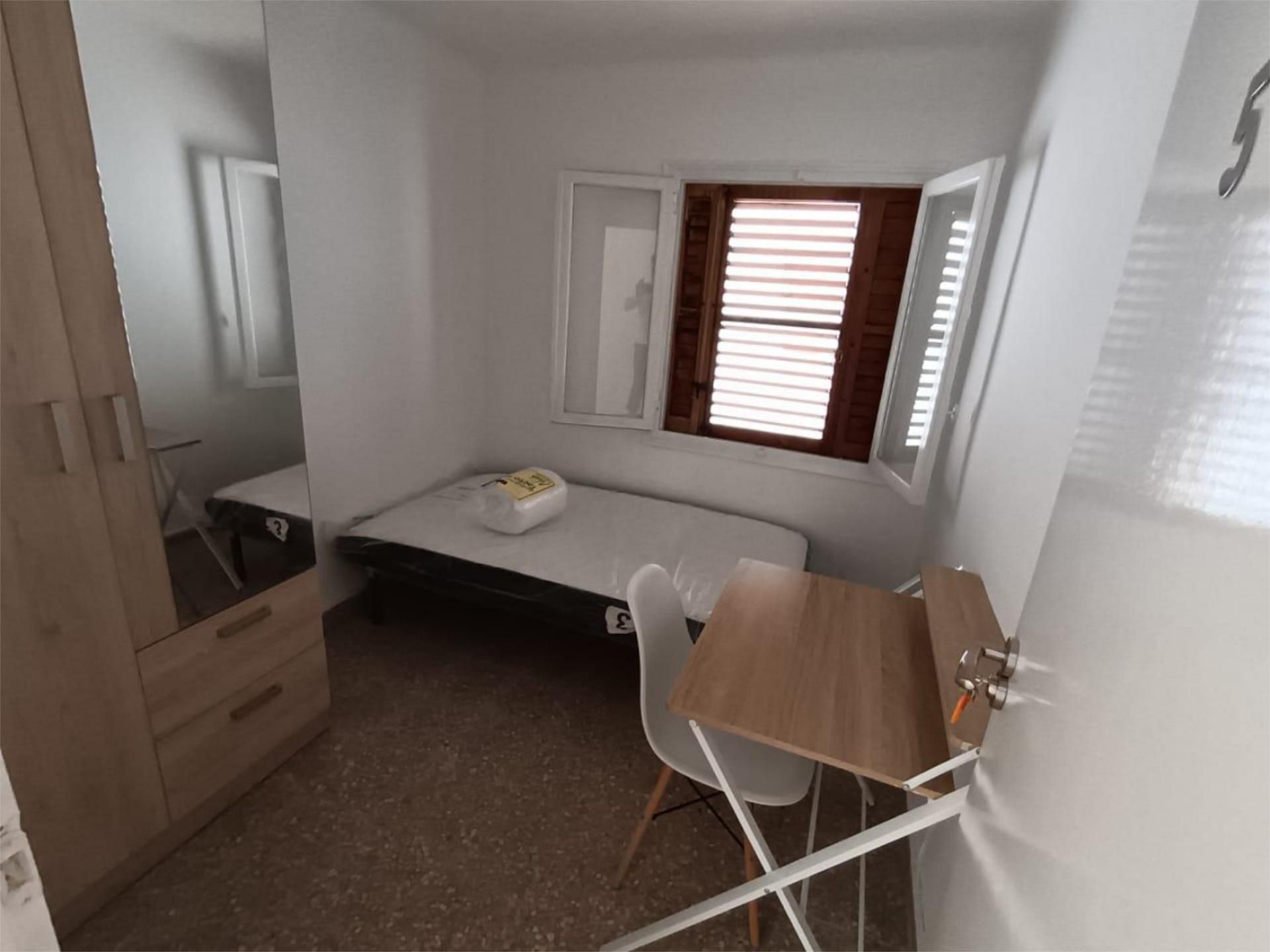 Piso para compartir en Calle Músico Alfosea, 9, Virgen del Remedio - Parque Lo Morant Piso para compartir en Calle Músico Alfosea, 9, Virgen del Remedio - Parque Lo Morant