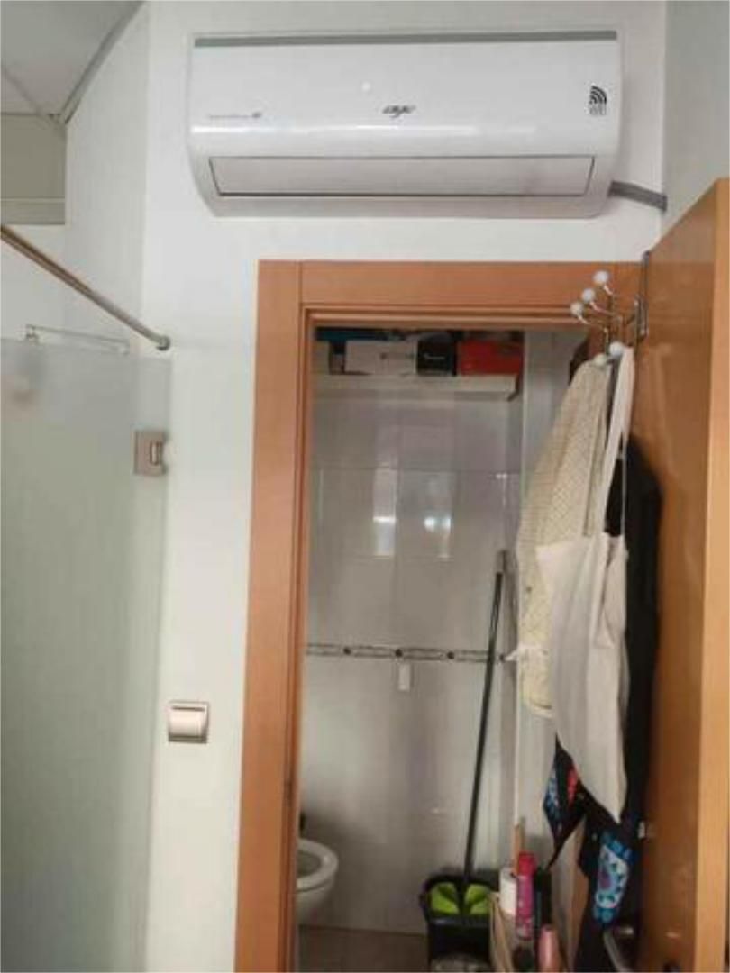 Schlafzimmer von Geschaftsraum miete in Monachil mit Klimaanlage