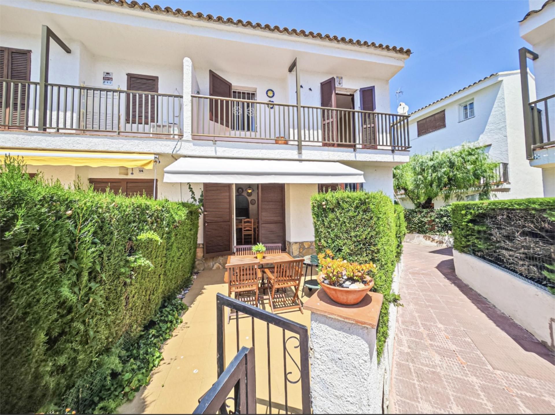 Garden of Single-family semi-detached for sale in Mont-roig del Camp  with Private garden, Terrace and Swimming Pool