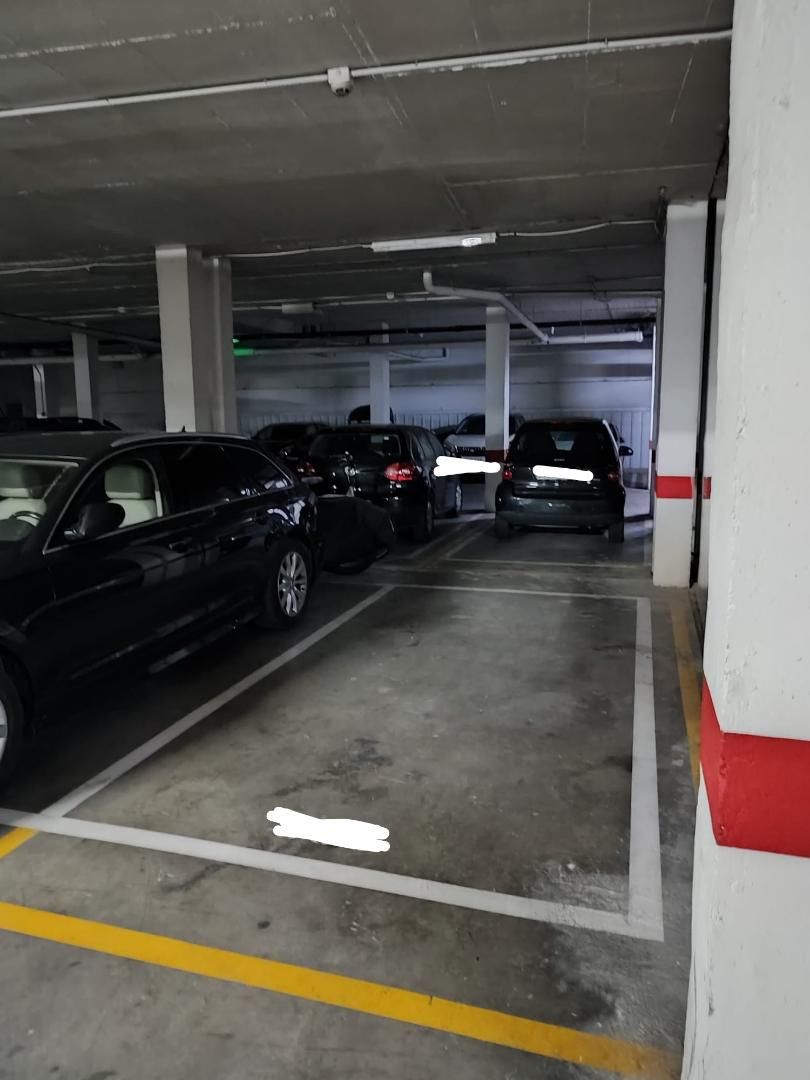 Garage for sale in Avenida Doctor Fedriani, 47, El Torrejón - El Cerezo Parking of Garage for sale in Sevilla Capital