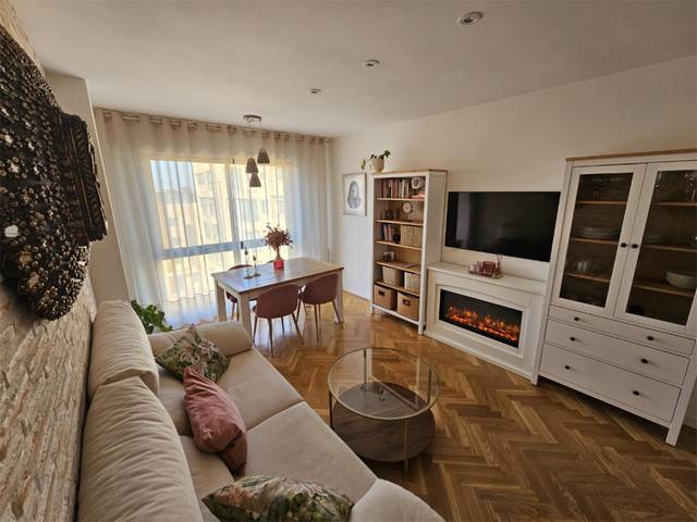 Piso en Alquiler en Avenida de los Arces, 17 en Palomas