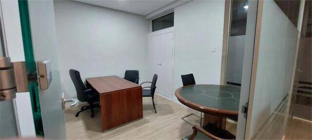 Oficina en Alquiler en Argüelles