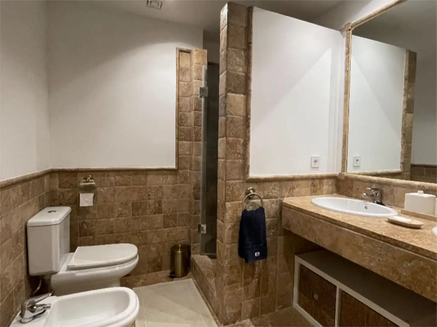 Bathroom of Flat for sale in Estepona  with Air Conditioner, Heating and Private garden