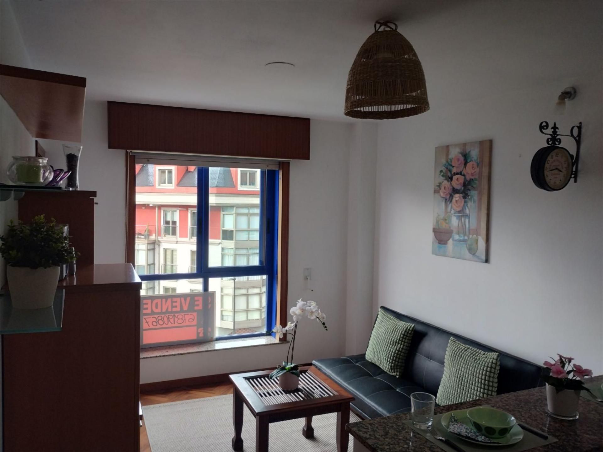 Pis en venda a Rúa Largo Caballero, 13, Acea de Ama - O Burgo Sala d'estar de Pis en venda en Culleredo amb Terrassa