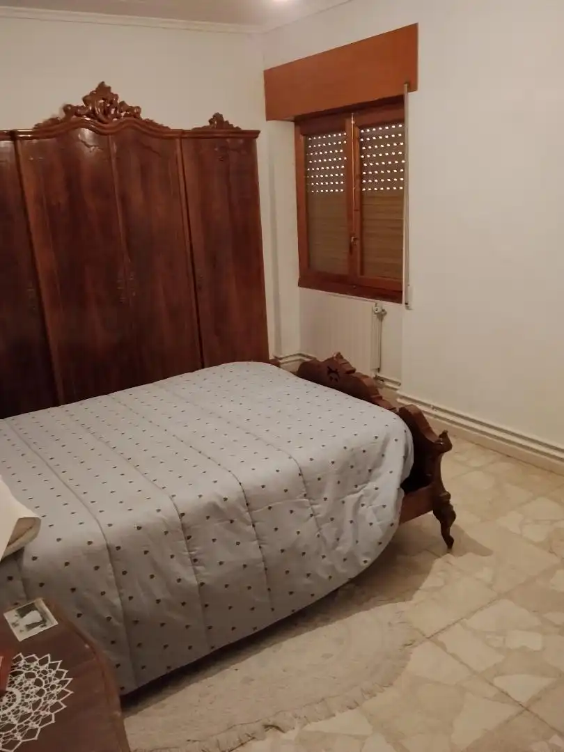 Casa o xalet en venda a Calle Concepción, 58, Casasimarro Dormitori de Casa o xalet en venda en Casasimarro amb Aire condicionat, Terrassa i Balcó