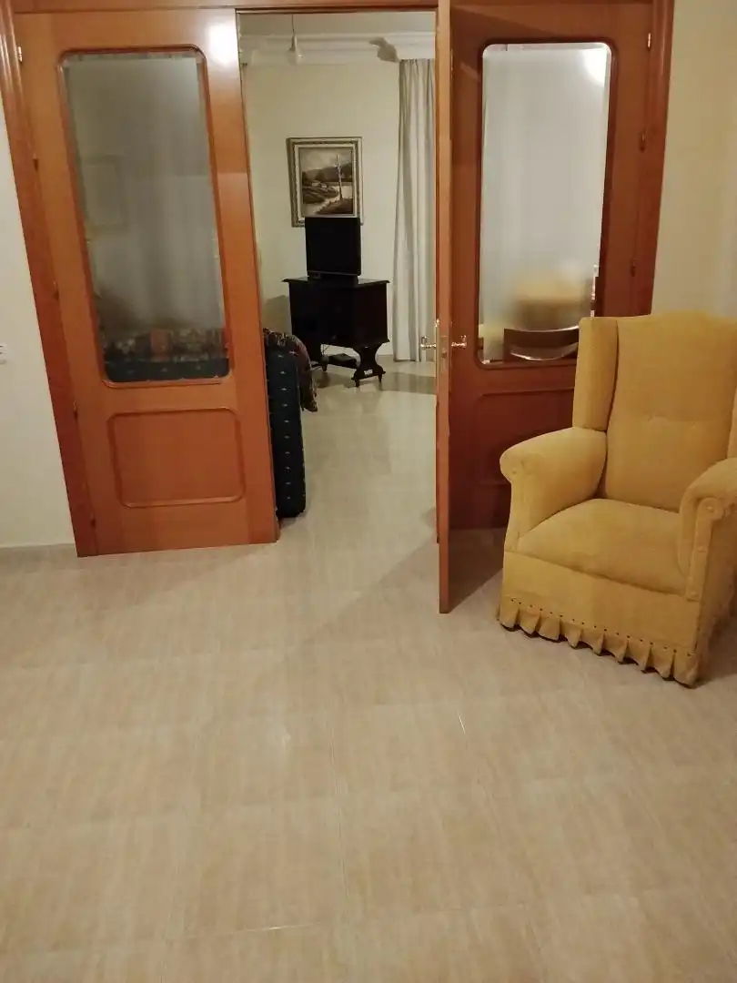 Casa o xalet en venda a Calle Concepción, 58, Casasimarro Sala d'estar de Casa o xalet en venda en Casasimarro amb Aire condicionat, Terrassa i Balcó
