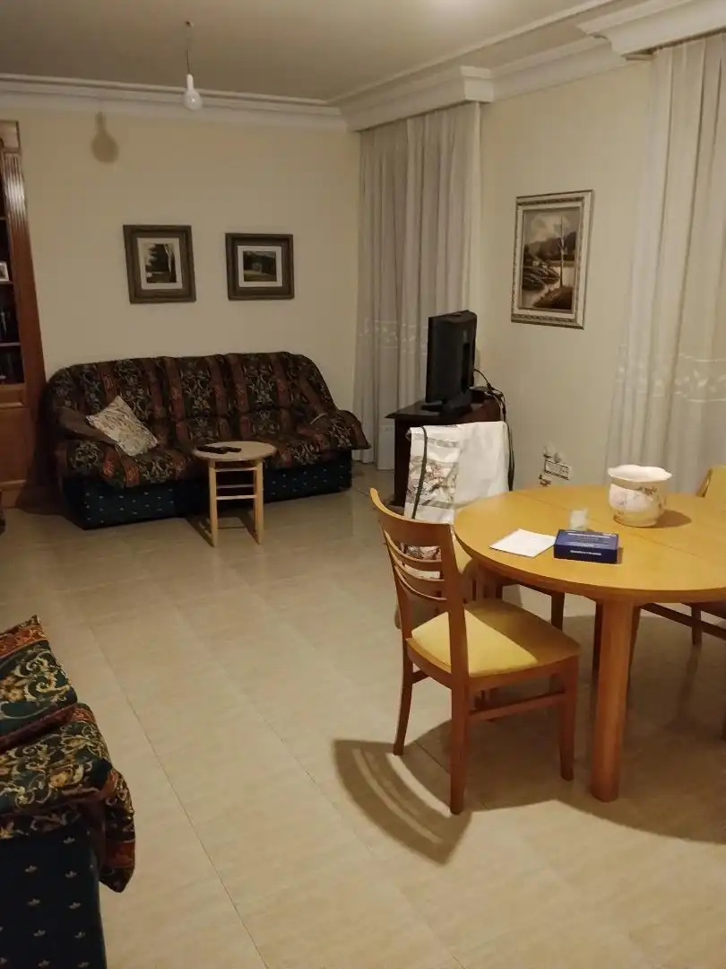 Casa o xalet en venda a Calle Concepción, 58, Casasimarro Sala d'estar de Casa o xalet en venda en Casasimarro amb Aire condicionat, Terrassa i Balcó