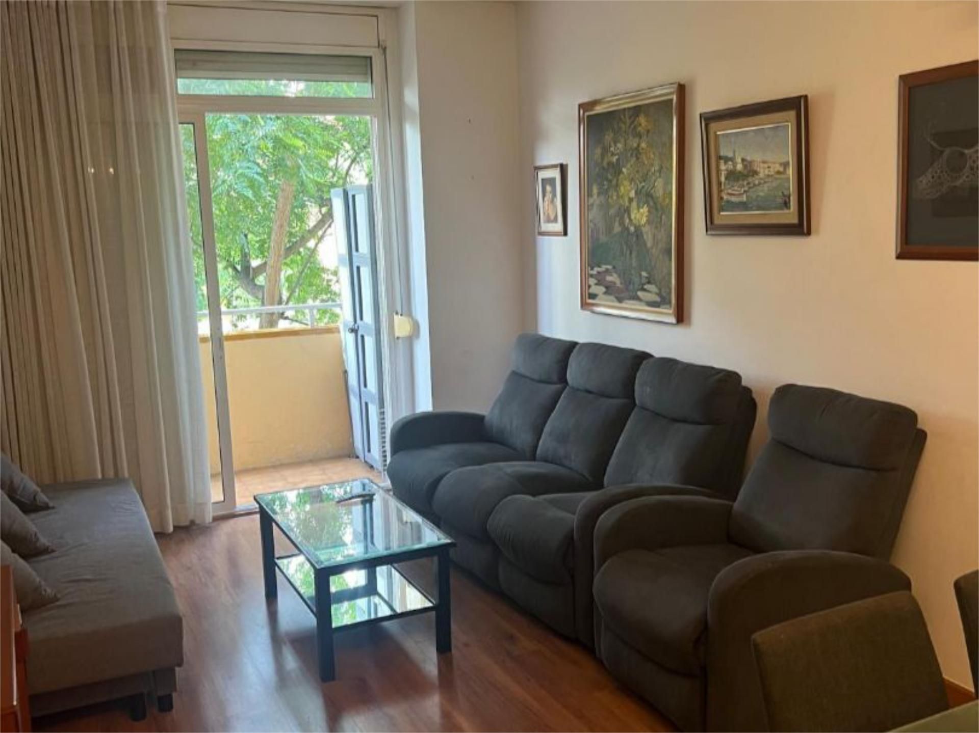 Pis en venda a Gran Via de Les Corts Catalanes, 186, La Marina del Port Sala d'estar de Pis en venda en Barcelona Capital amb Aire condicionat i Balcó