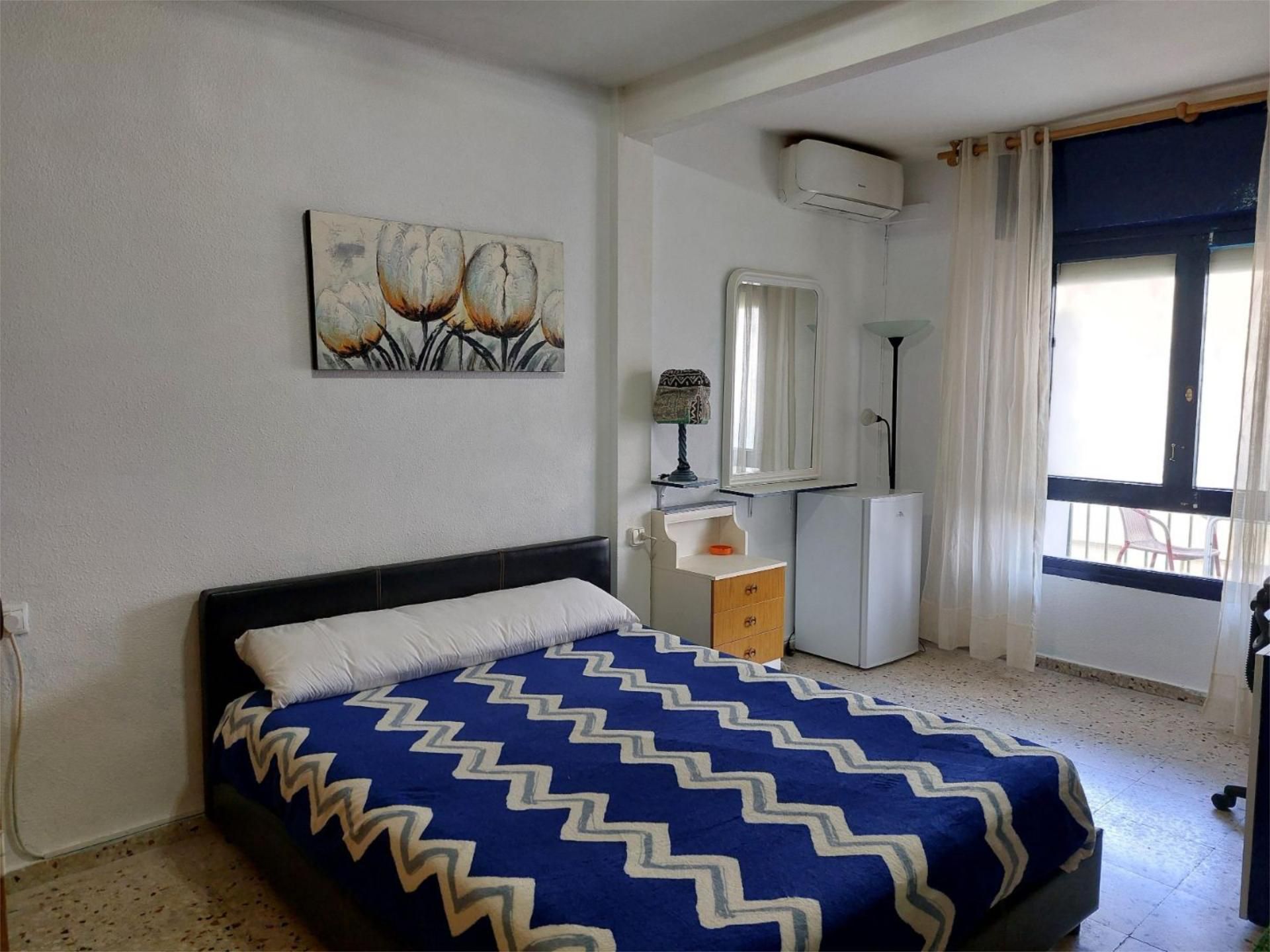 Bedroom of Flat to share in Alicante / Alacant  with Air Conditioner, Heating and Furnished