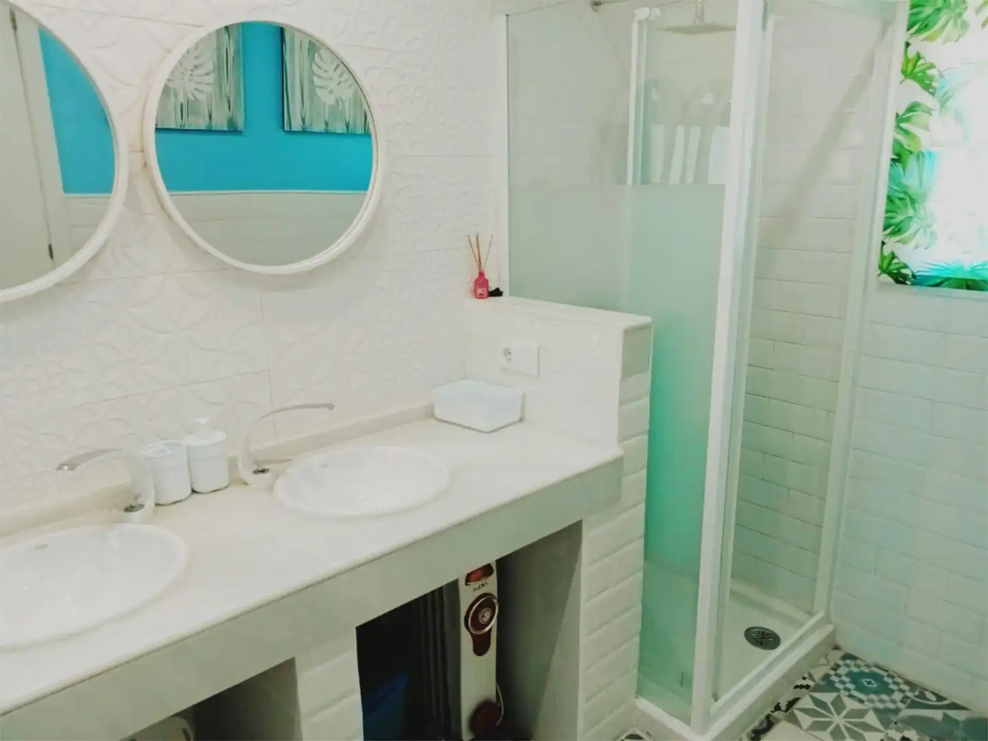Houses for rent in Avenida de la Diputación, 22, La Soledad Bathroom of Houses for rent in Chiclana de la Frontera with Air Conditioner, Heating and Private garden