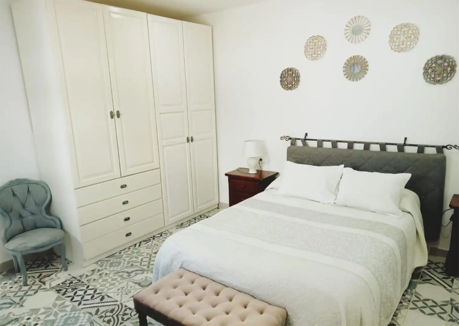 Houses for rent in Avenida de la Diputación, 22, La Soledad Bedroom of Houses for rent in Chiclana de la Frontera with Air Conditioner, Heating and Private garden