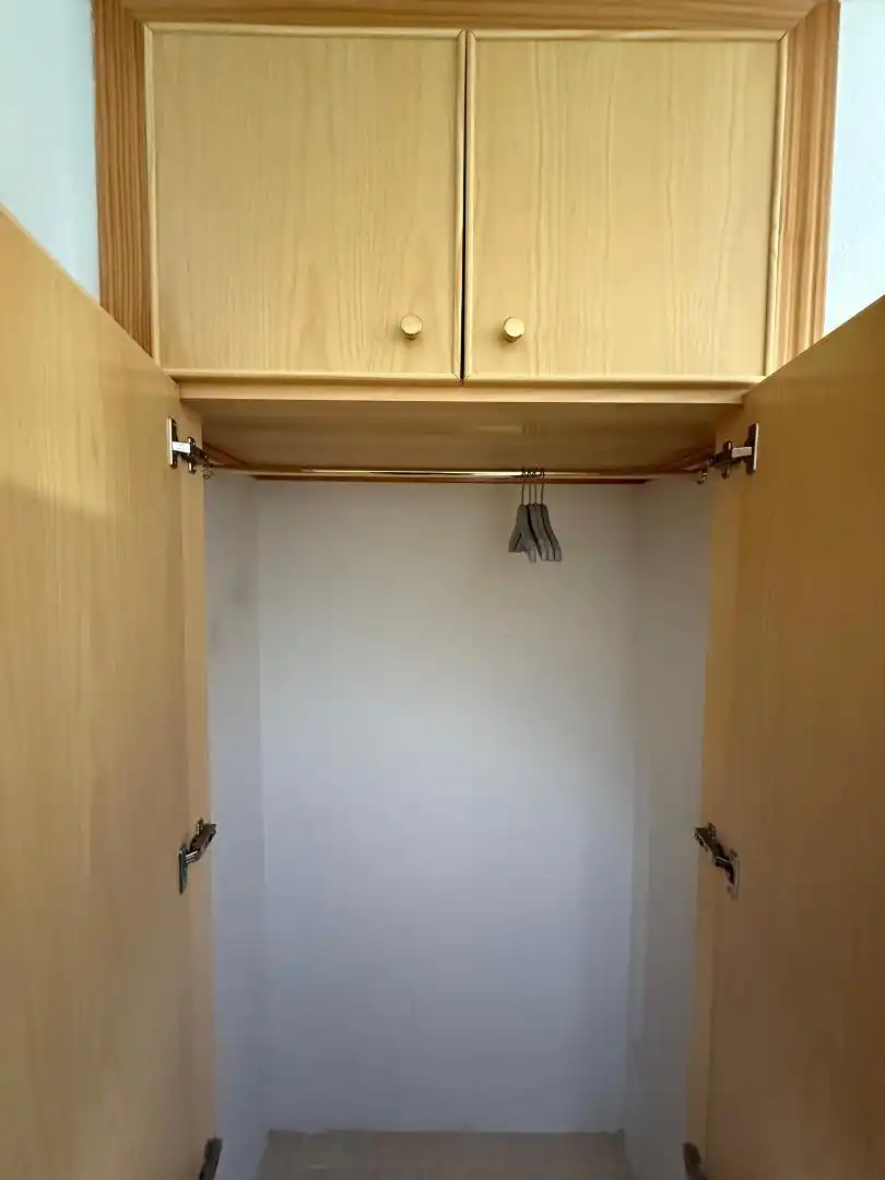Room in Calle Parque de Cazorla, Pioz