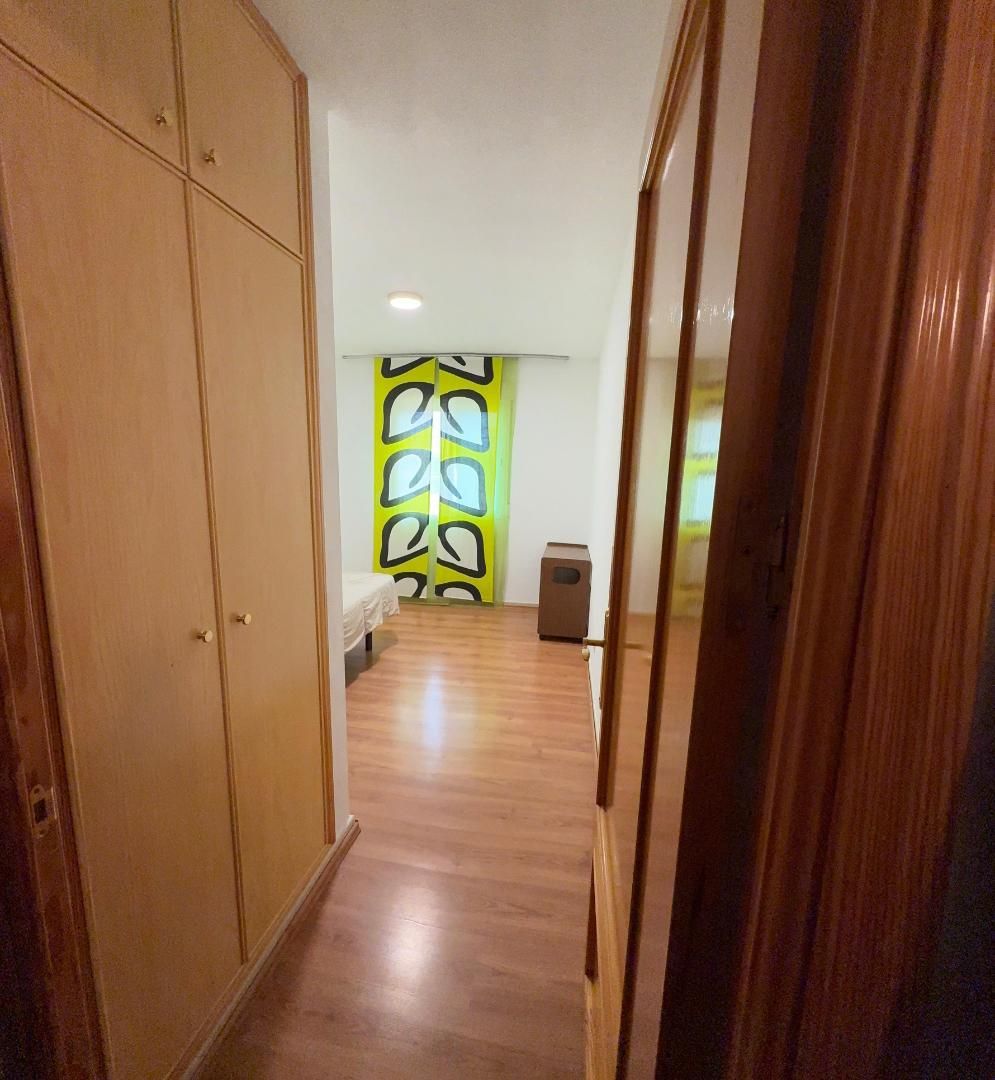 Habitación de Casa o chalet para compartir en Pioz con Parquet, Amueblado y Horno