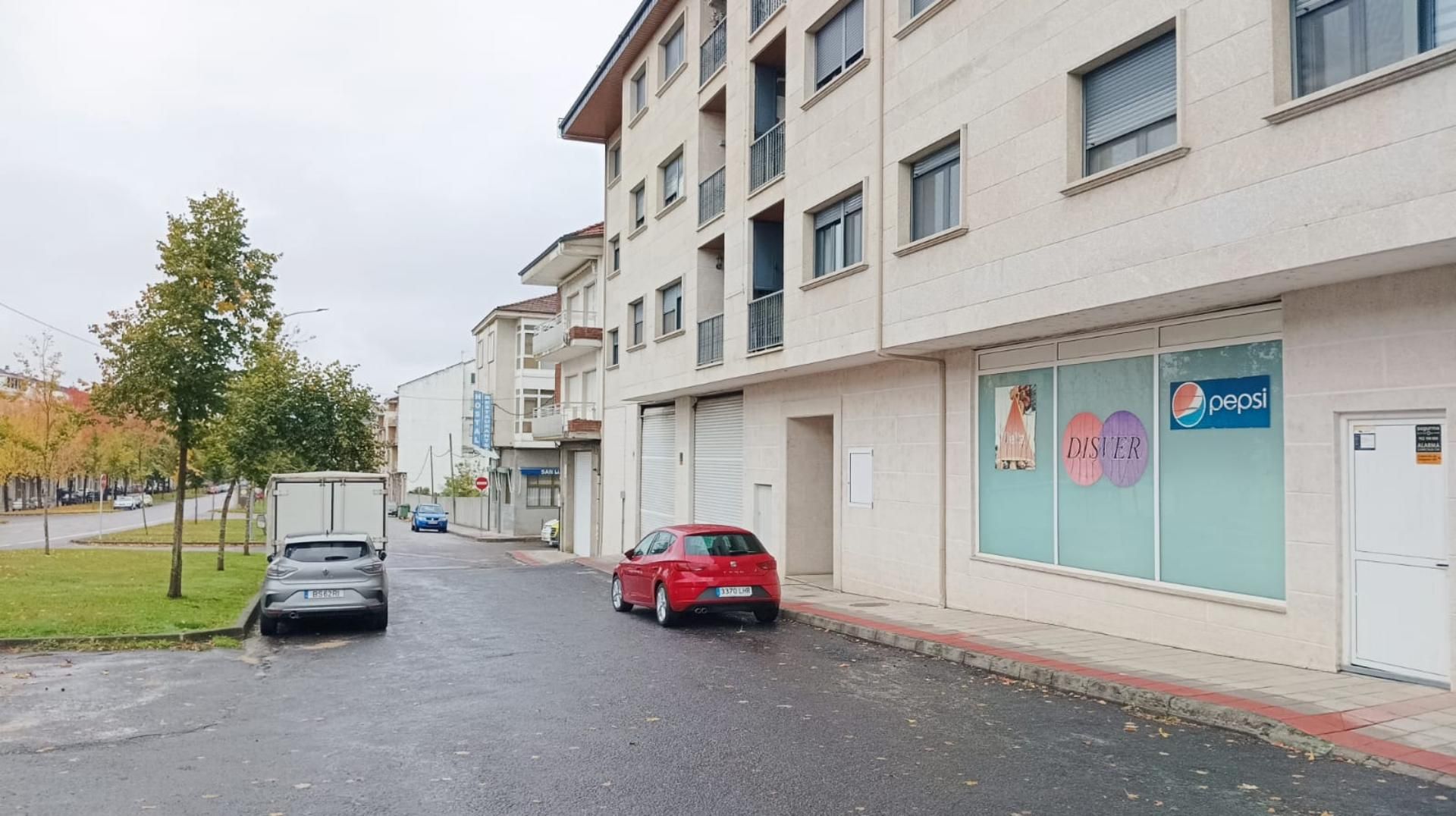 Exterior view of Garage for sale in Verín