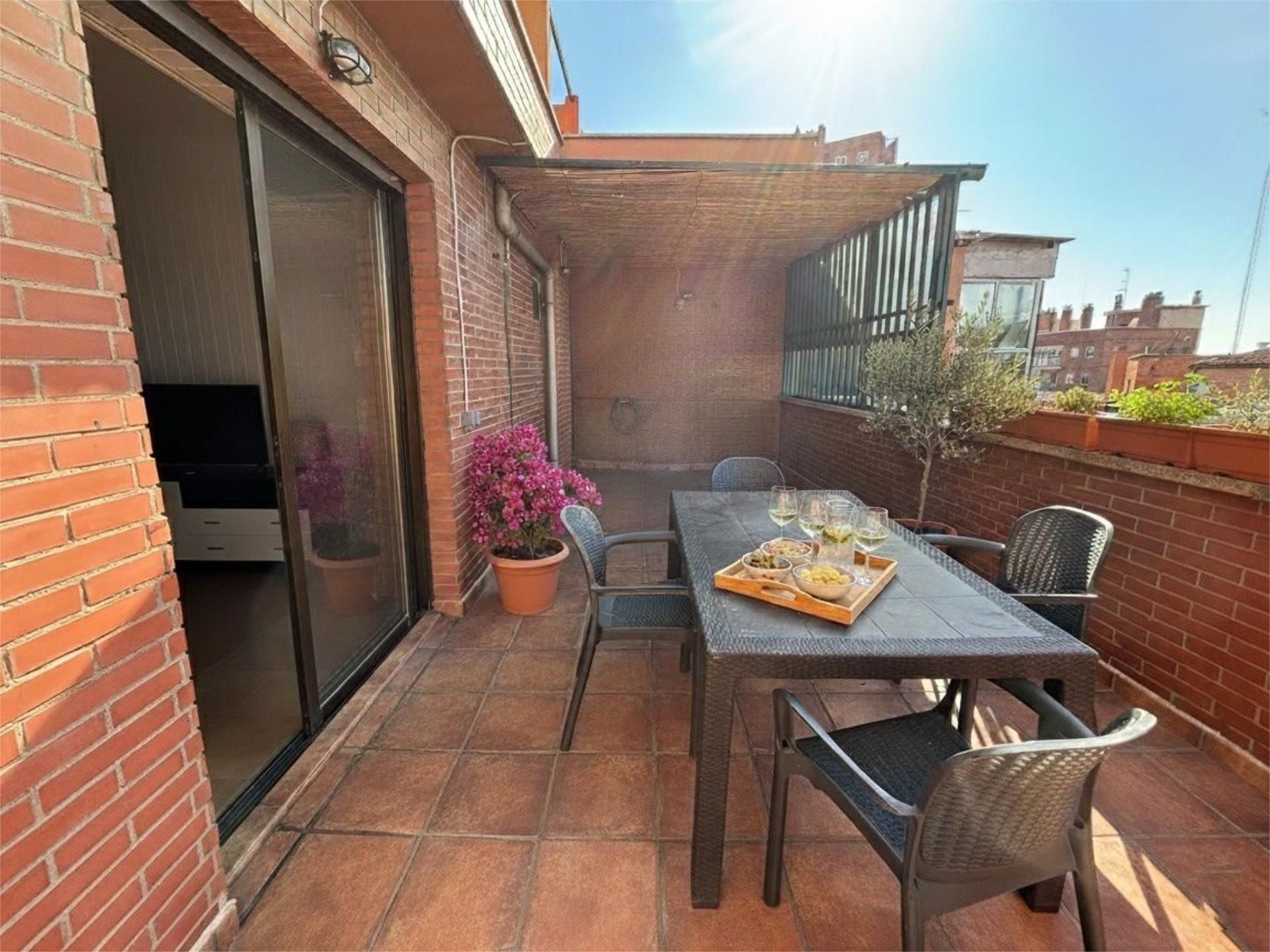 Piso de alquiler en Calle de Embajadores, 106, Acacias Terraza de Piso de alquiler en Madrid Capital con Aire acondicionado, Terraza y Balcón