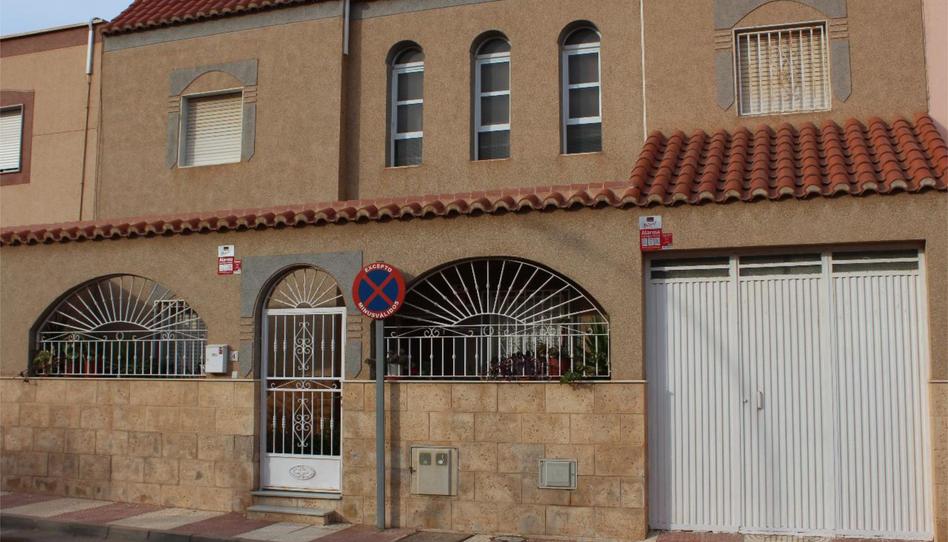 Dúplex en venda a Calle Chicuelo, 4, Carretera Mojonera – Cortijos de Marín, Almería - imatge 1 Foto 1 de Dúplex en venda a Calle Chicuelo, 4, Carretera Mojonera – Cortijos de Marín, Almería