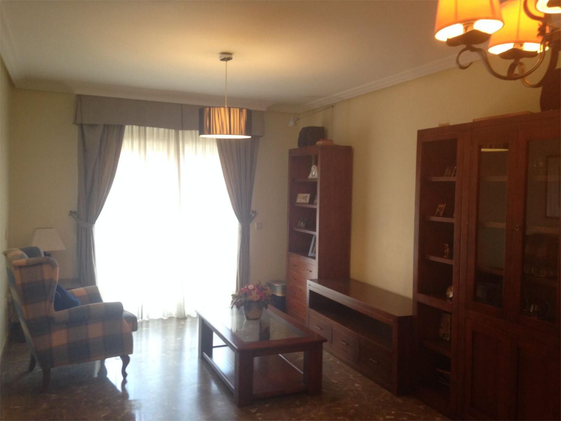 Sala de estar de Piso de alquiler en  Murcia Capital con Aire acondicionado, Calefacción y Terraza