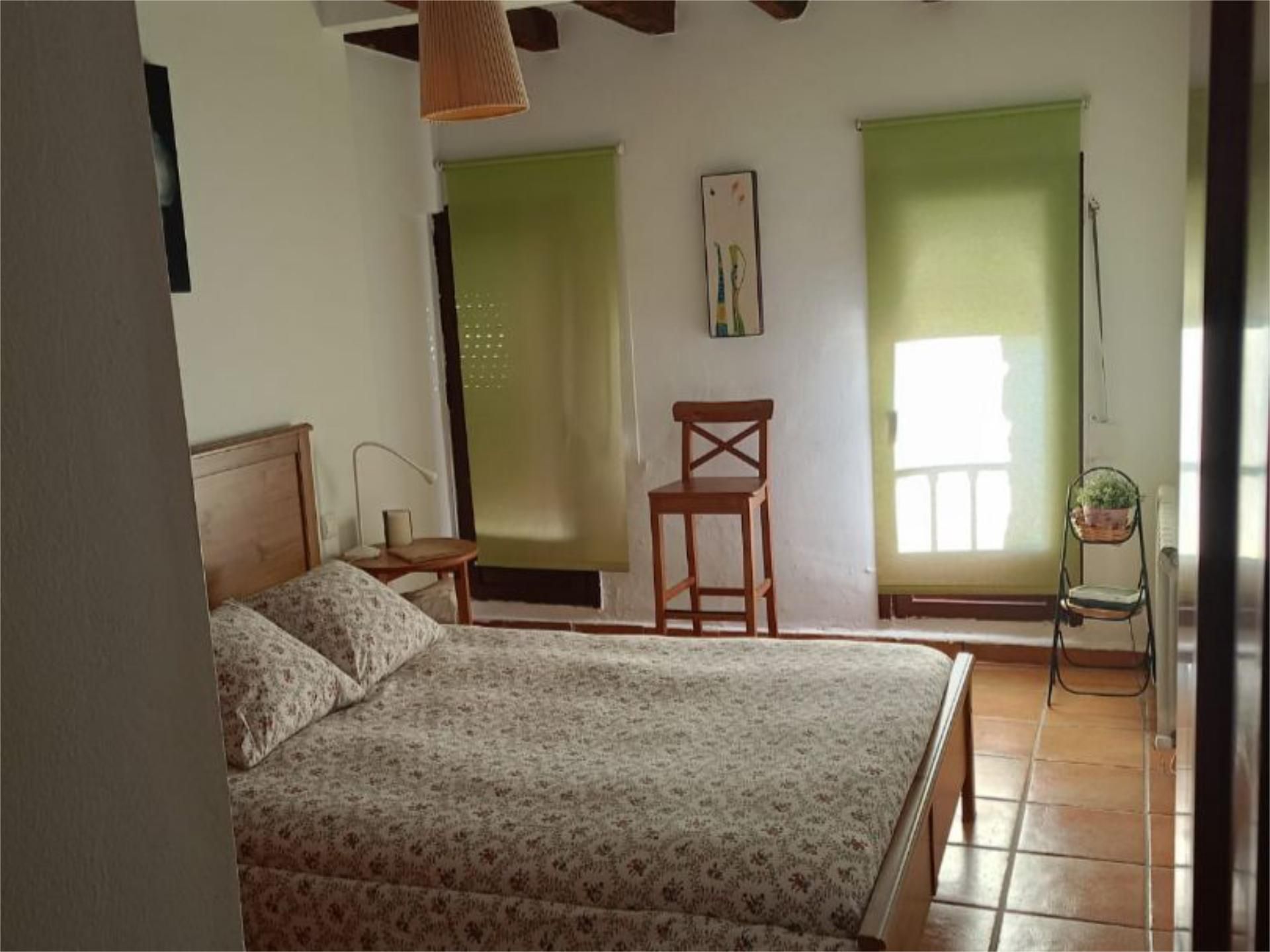 Single-family semi-detached for sale in Calle los Mesones, 10, La Adrada Bedroom of Single-family semi-detached for sale in La Adrada with Heating, Terrace and Furnished