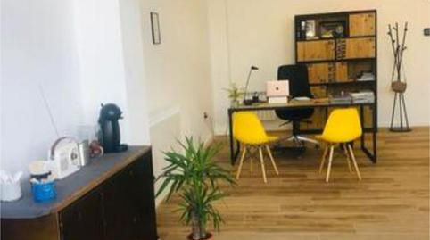 Foto 2 de Oficina de lloguer a Teo, A Coruña