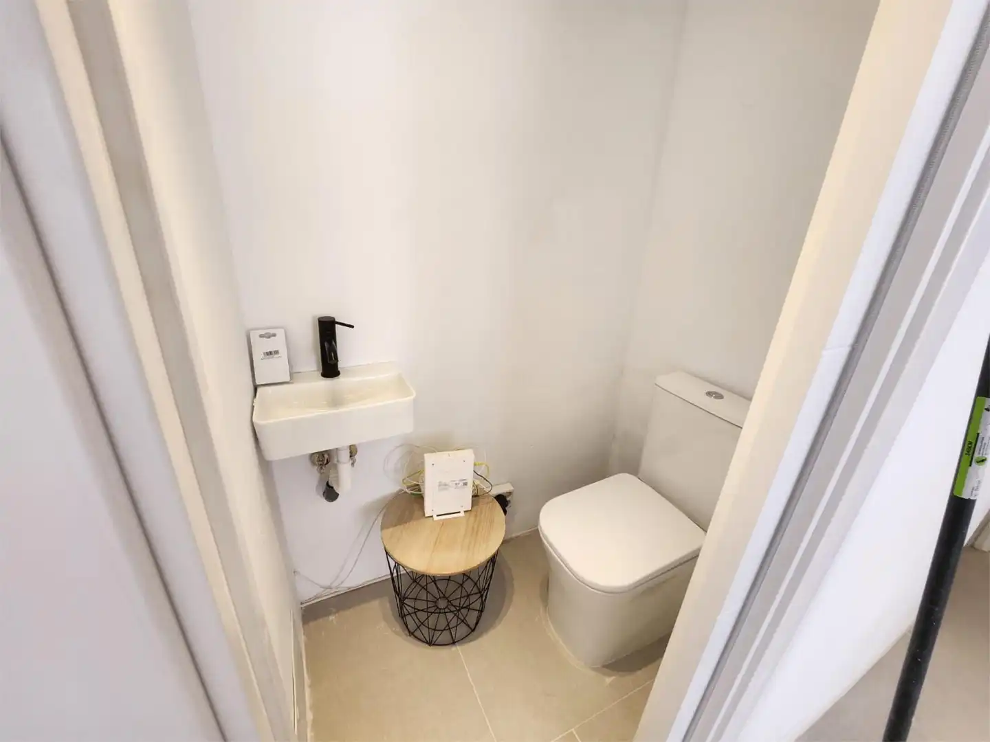 Bany de Pis en venda en Estepona amb Jardí privat, Parquet i Terrassa