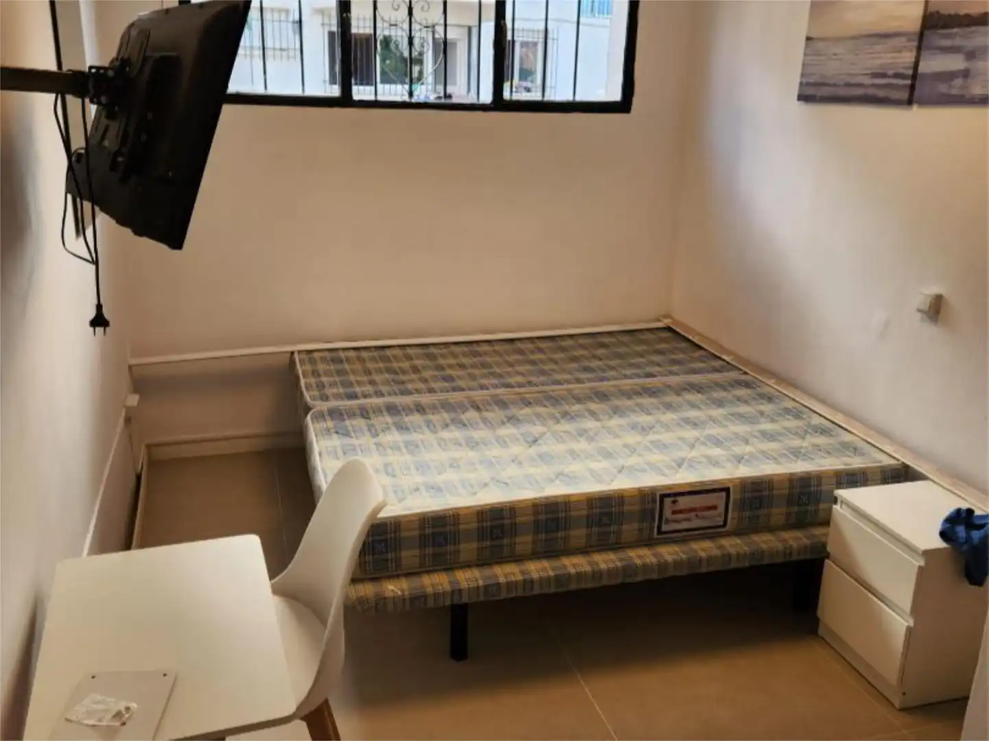 Dormitori de Pis en venda en Estepona amb Jardí privat, Parquet i Terrassa