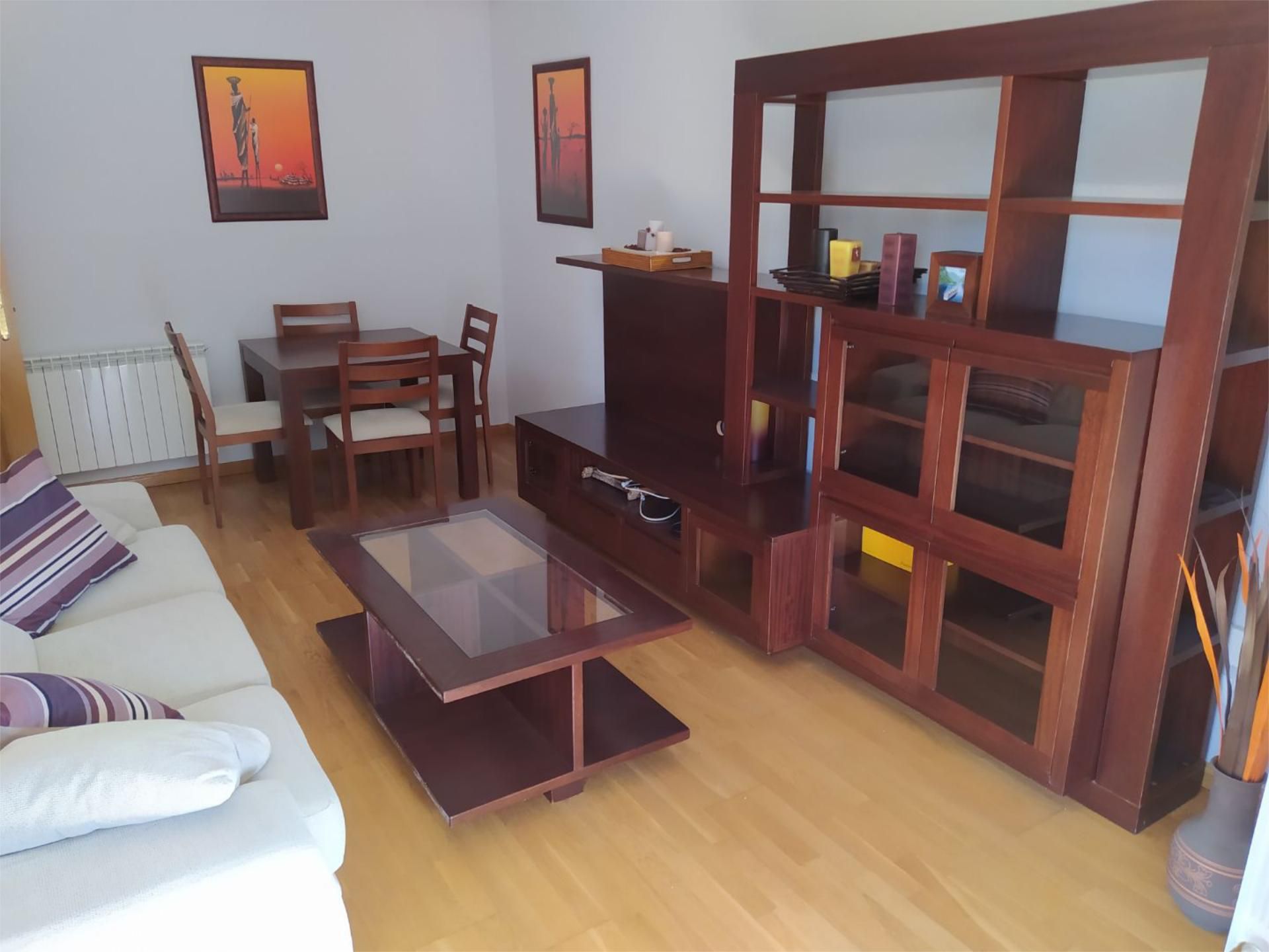 Flat to rent in Avenida de Córdoba, 3, Almendrales Living room of Flat to rent in Madrid Capital with Air Conditioner, Heating and Private garden