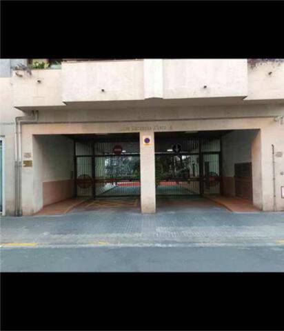 Garaje en Alquiler en La Buhaira