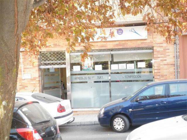 Local comercial en Alquiler en Pardaleras