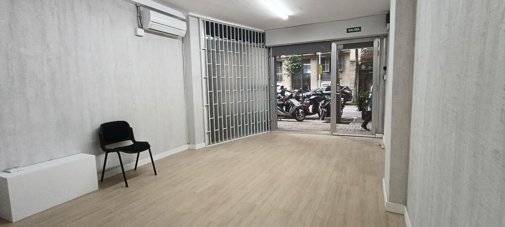 Local de lloguer en  Barcelona Capital amb Aire condicionat