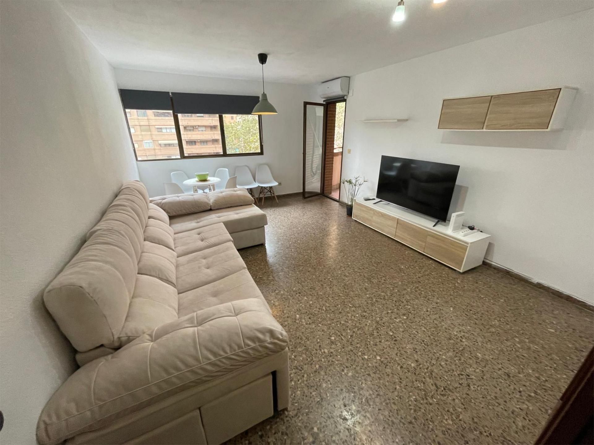 Flat for sale in Avinguda D'aragó, 38, Mestalla Living room of Flat for sale in Valencia Capital with Air Conditioner, Terrace and Balcony