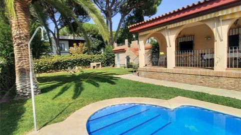 Foto 2 de Casa o chalet en venta en Calle del Pino Hermoso, 78, Carmona, Sevilla