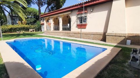 Foto 4 de Casa o chalet en venta en Calle del Pino Hermoso, 78, Carmona, Sevilla