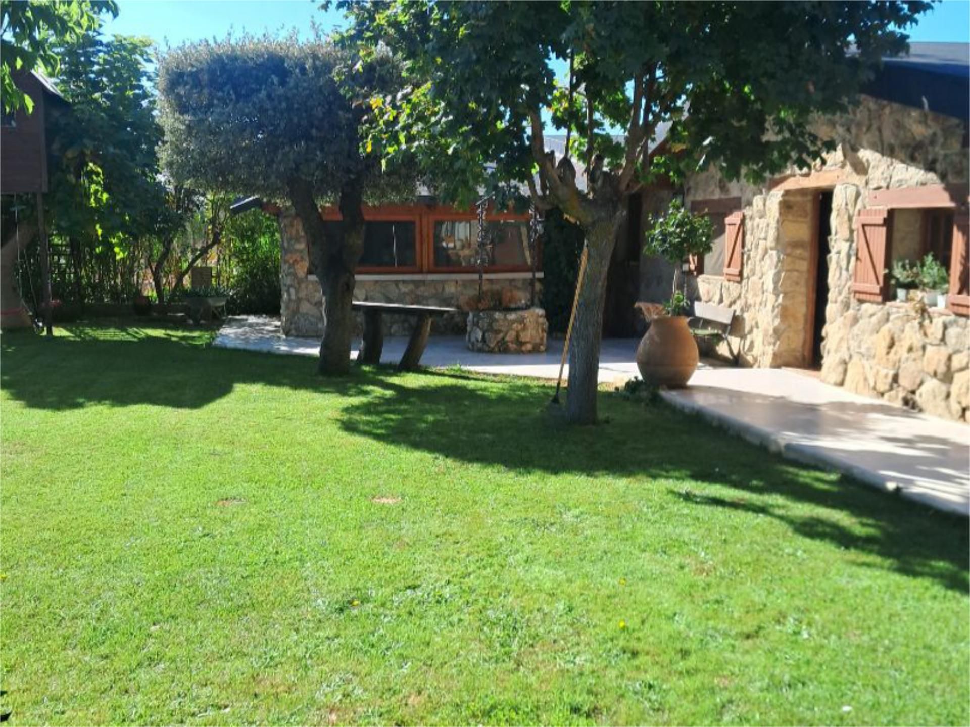 Garden of House or chalet for sale in Nuevo Baztán  with Air Conditioner and Swimming Pool