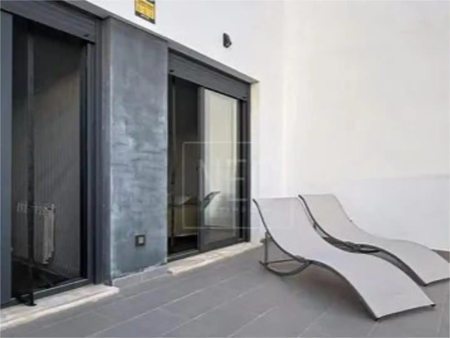 Einfamilien-Reihenhaus zum Verkauf in Lancha del Genil Terrasse von Einfamilien-Reihenhaus zum Verkauf in Granada Capital mit Terrasse und Balkon