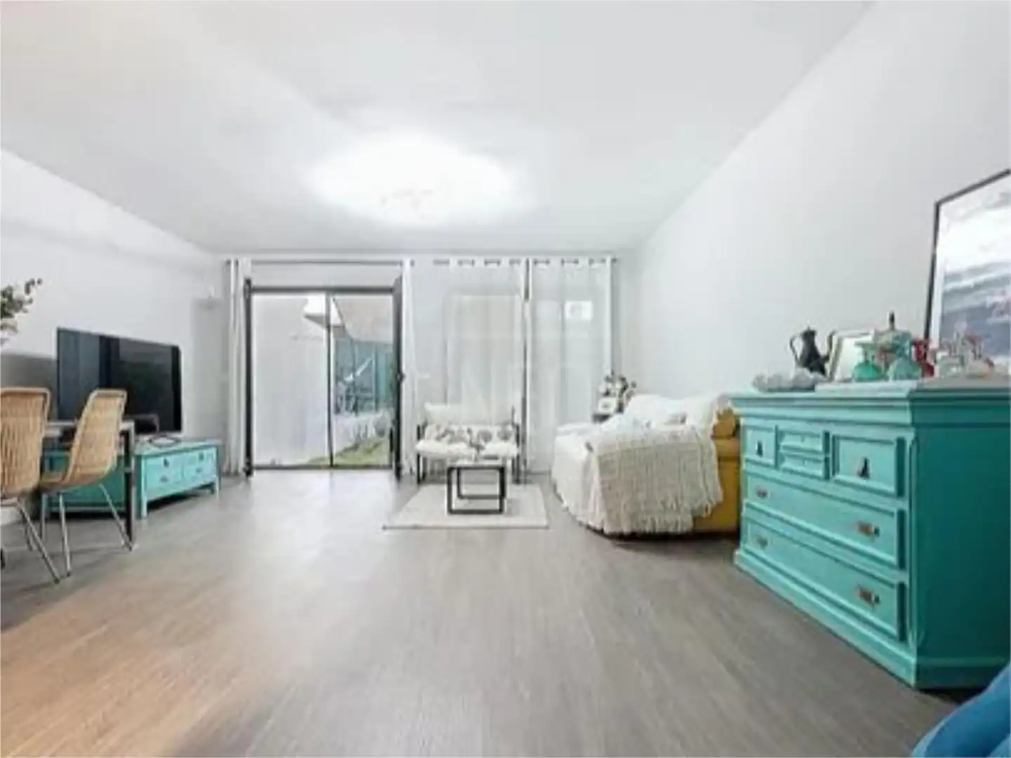 Einfamilien-Reihenhaus zum Verkauf in Lancha del Genil Schlafzimmer von Einfamilien-Reihenhaus zum Verkauf in Granada Capital mit Terrasse und Balkon