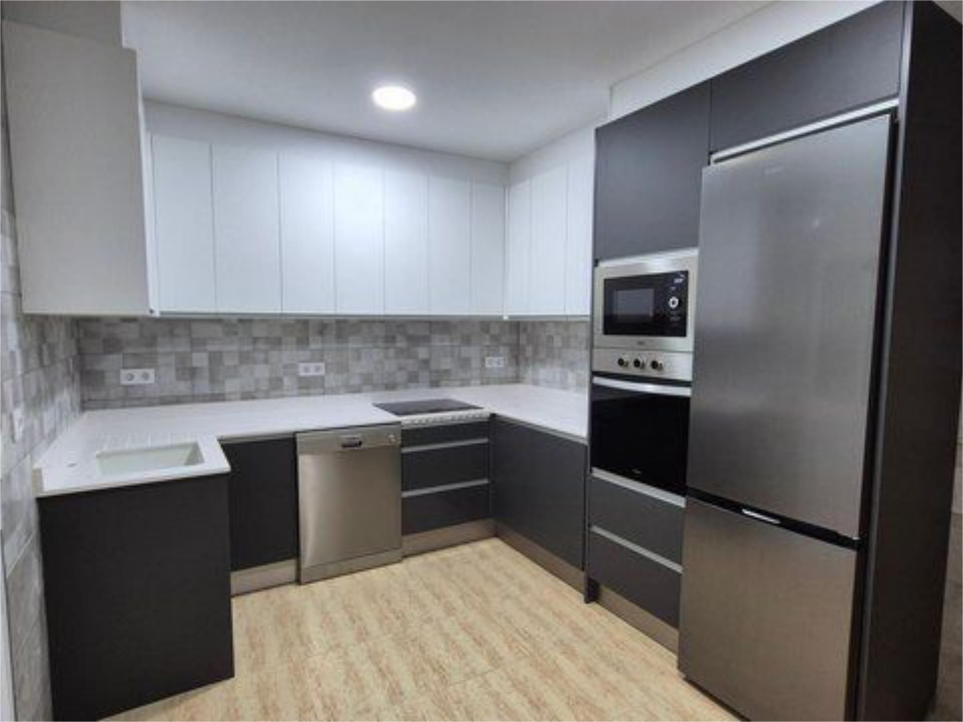 Single-family semi-detached for sale in Calle Málaga, 30, Villafranca de los Caballeros Kitchen of Single-family semi-detached for sale in Villafranca de los Caballeros