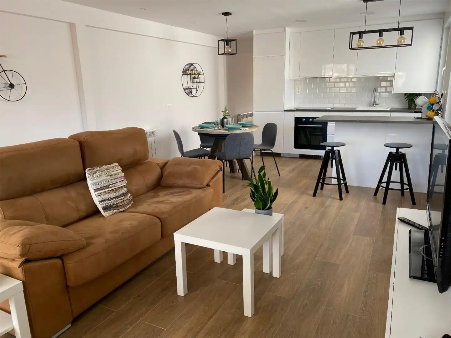 Sala de estar de Ático de alquiler en Oviedo  con Terraza